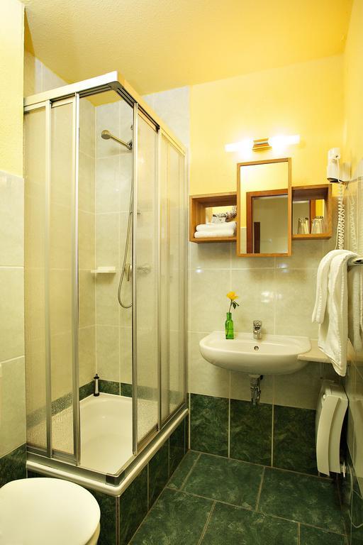 Hotel Zur Kutsche Oberschöna Pokoj fotografie
